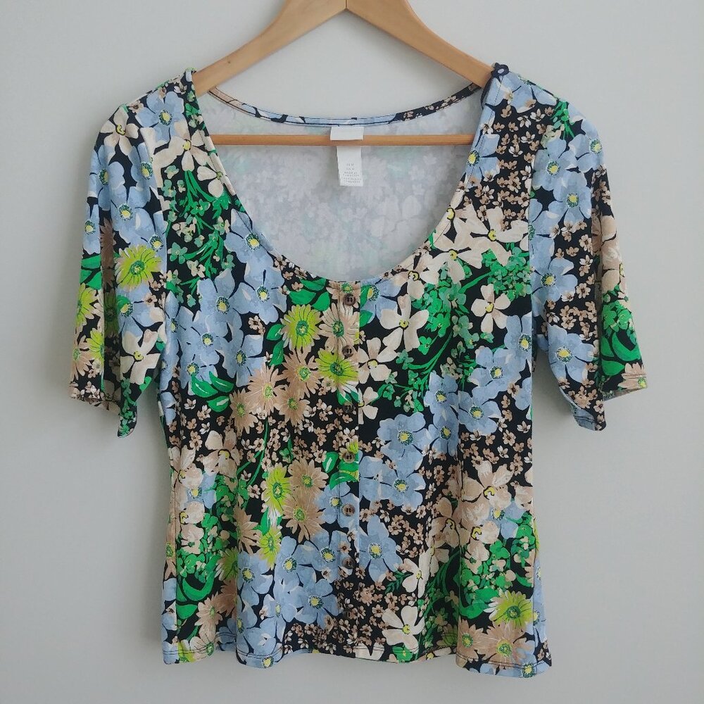90s vibe blue beige green floral print soft stretchy viscose top blouse …